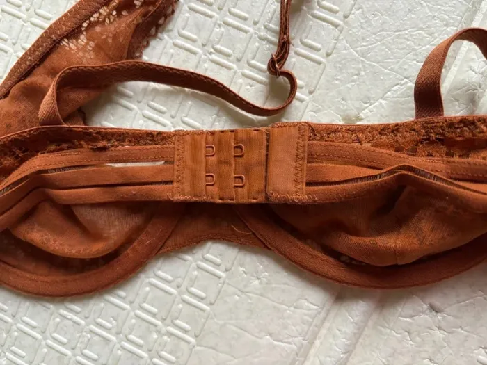 Soutien gorge marron Kiabi 90C parfait état - photo numéro 4