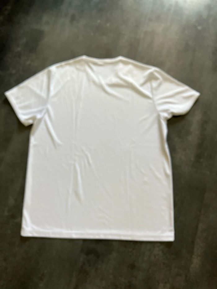 T shirt blanc col V - photo numéro 3