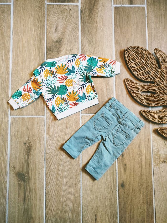 🌴Tape à l'oeil - Ensemble Pantalon toile kaki et sweat motifs feuilles tropicales - Taille 3 mois - photo numéro 3