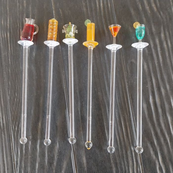 6 touilleurs/ agitateur pour boisson 3 euros