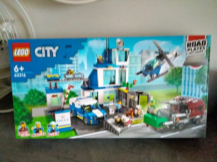 Commisariat de police Playmobil neuf