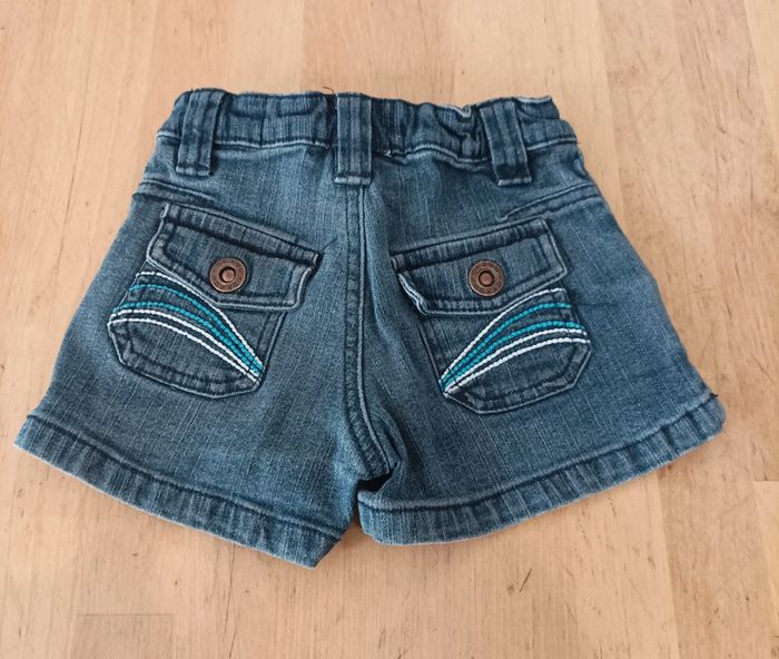 Short fille - photo numéro 2