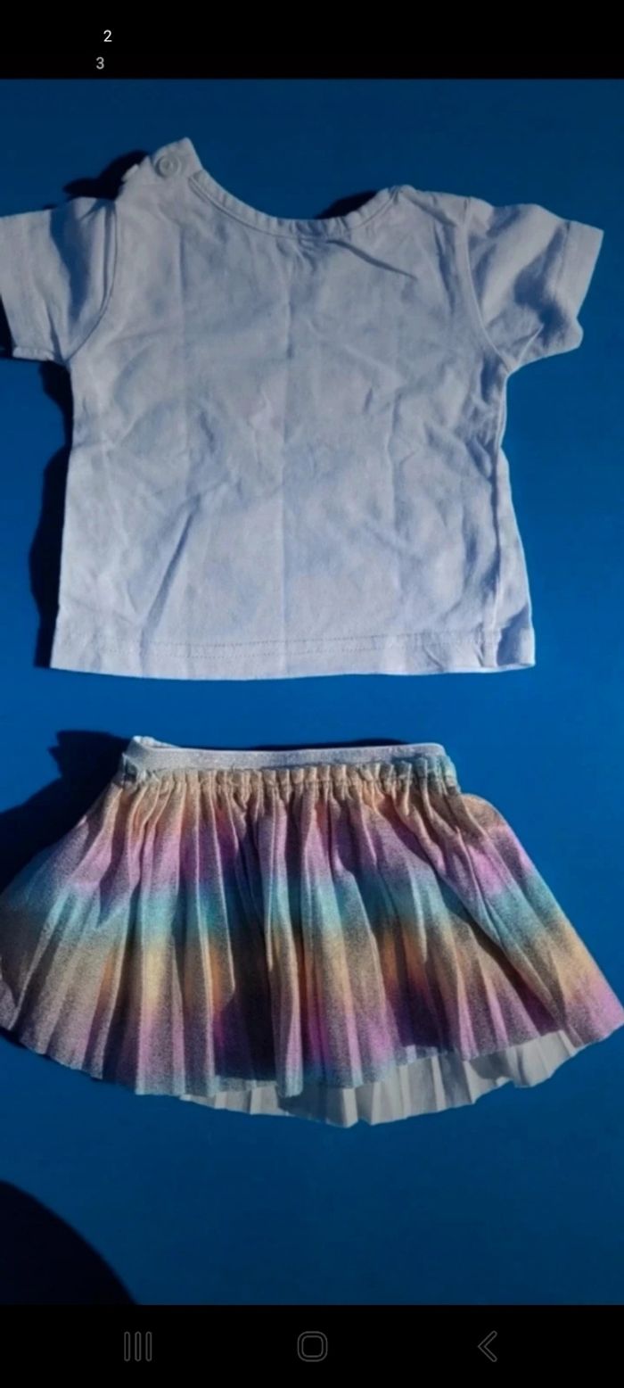 Ensemble fille 3 mois - photo numéro 2