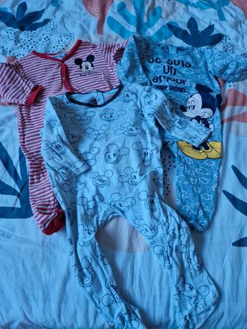 Lot de 3 pyjama disney mickey 12 mois