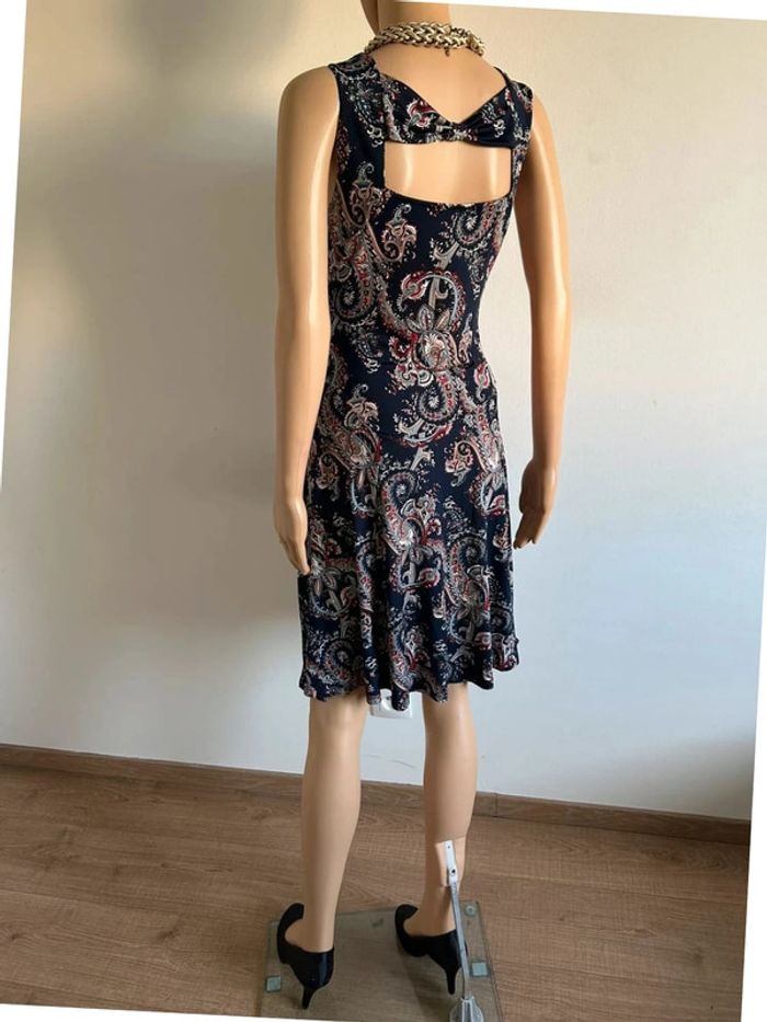 Robe imprimée sans manches Jacqueline Riu taille 38 jamais portée - photo numéro 10