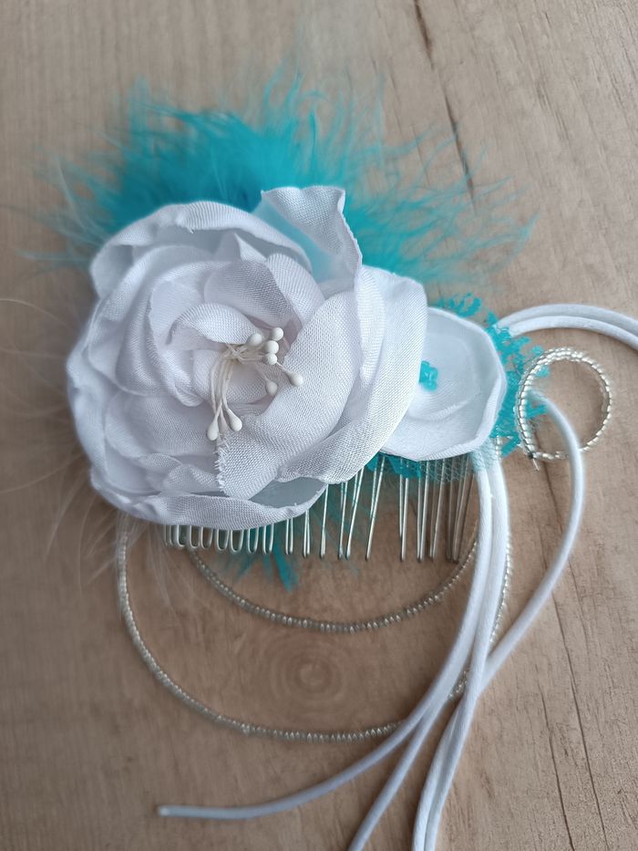 Peigne mariage fleur turquoise blanc plume - photo numéro 5