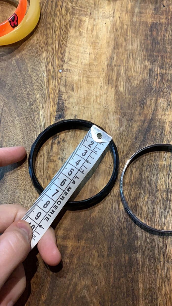 Lot bracelet rigide noir et argenté - photo numéro 3