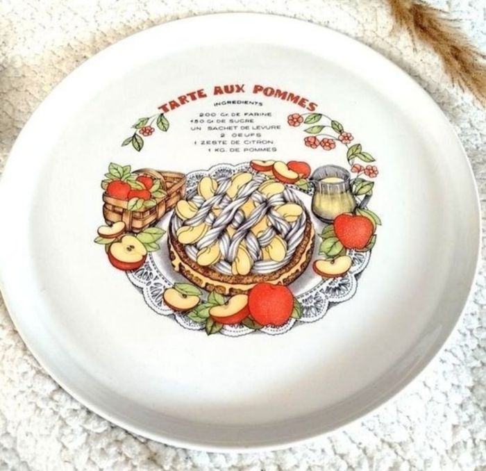 🔴 Porcelaine Plat et 2 assiettes - photo numéro 2