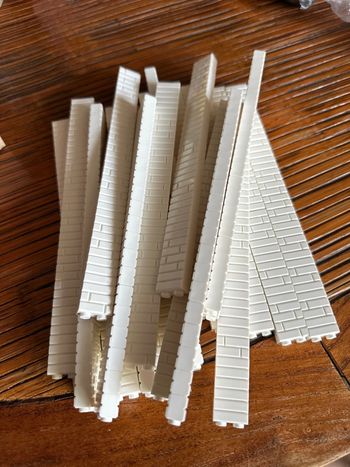 400  Brick, Modified 1 x 2 with Masonry Profile ref 98283 White