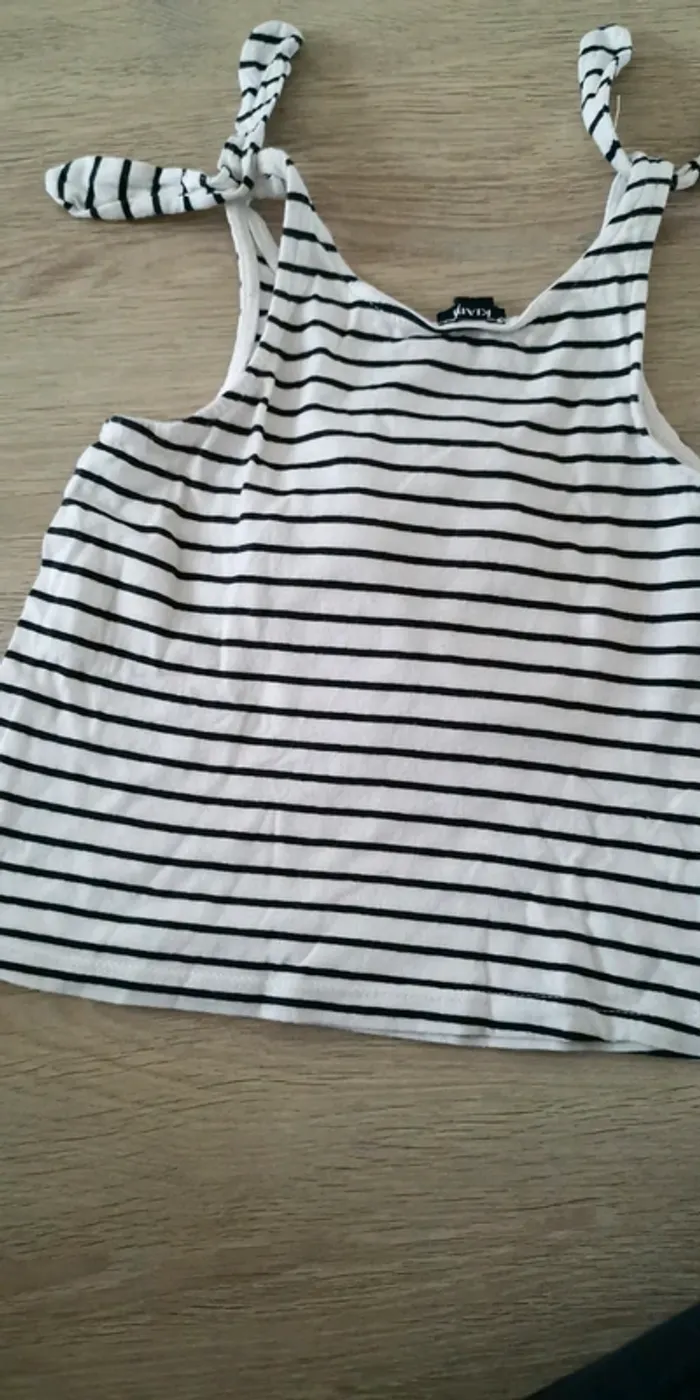 Debardeur 4 ans - photo numéro 2