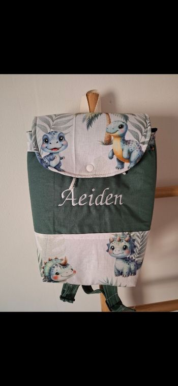 Sac à dos dinosaure