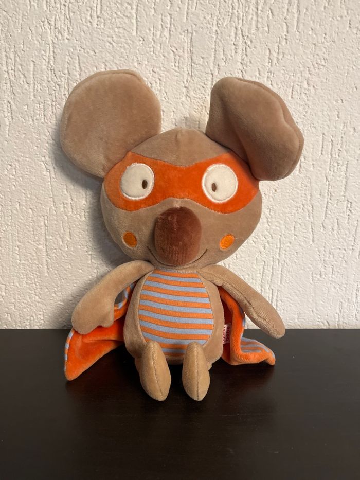 Peluche souris masqué