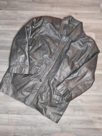 Veste zip en cuir en très bon état Brice XL