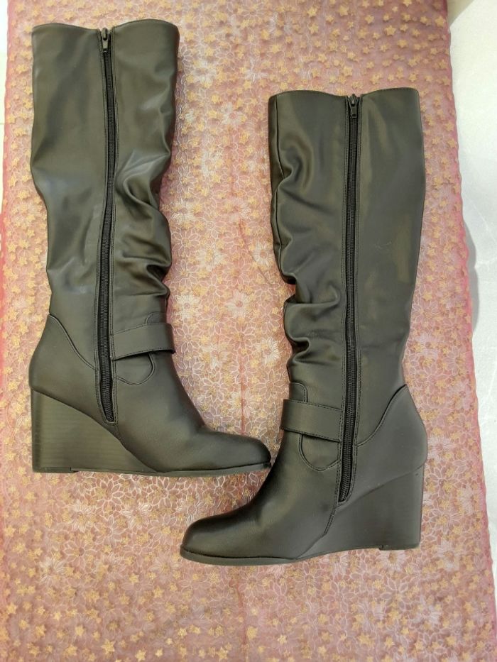 Bottes Anna Field en très bon état coloris noir taille 37 très peu portées. - photo numéro 7