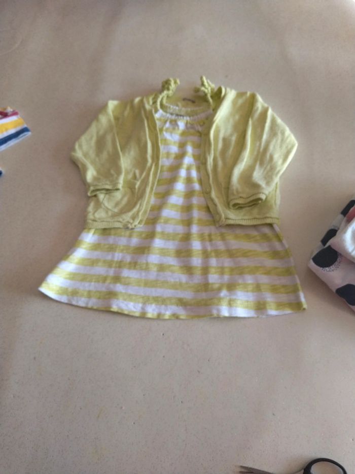 Lot pour bébé fille de 6 mois. Très bon état. - photo numéro 10