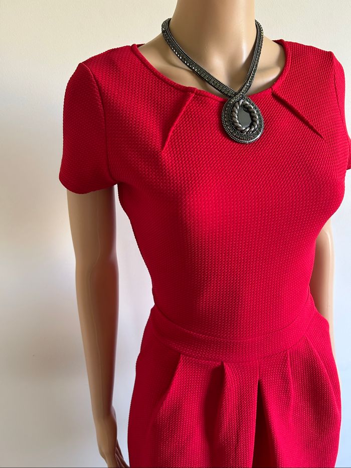 Robe rouge à manches courtes Morgan taille 36 comme neuve - photo numéro 4