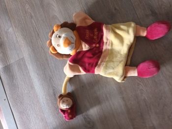 marionnette doudou et compagnie neuf garcon animal lion