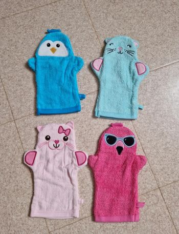 Gants de toilette enfants neufs