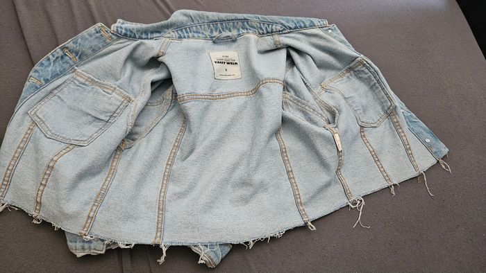 Veste en jean bleu ciel délavée très bon état - photo numéro 8