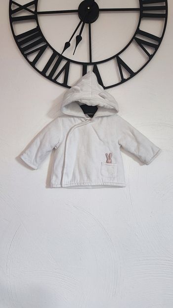 Manteau blanc in extenso 12 mois