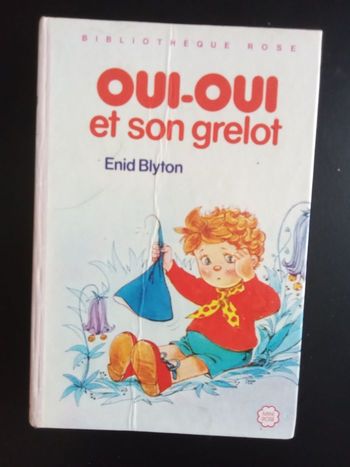 Livre, roman vintage 1970 bibliothèque rose oui oui