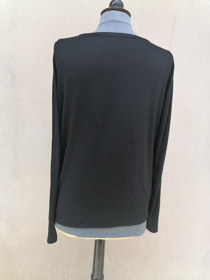 Blouse  noire avec motifs - photo numéro 4