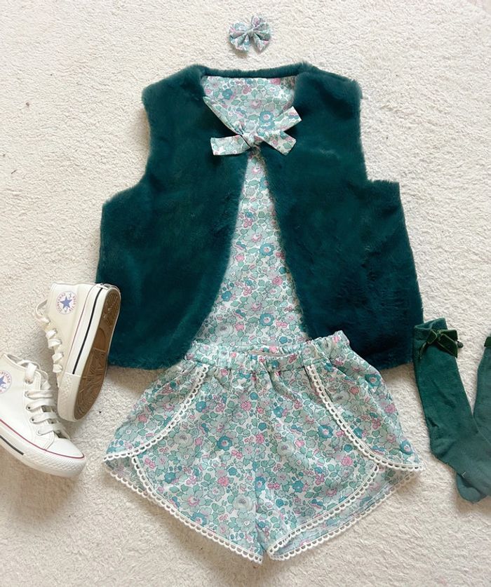 Ensemble créatrice neuf liberty betsy gilet short et noeud  ans - photo numéro 2