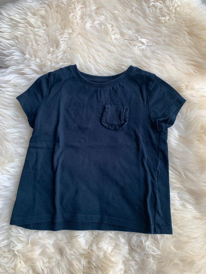 T-shirt bleu marine 5 ans