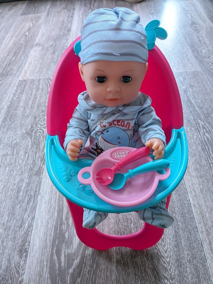 Bébé qui fait pipi - photo numéro 2