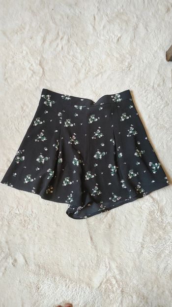 Mini short jupe en excellent état taille haute fluide