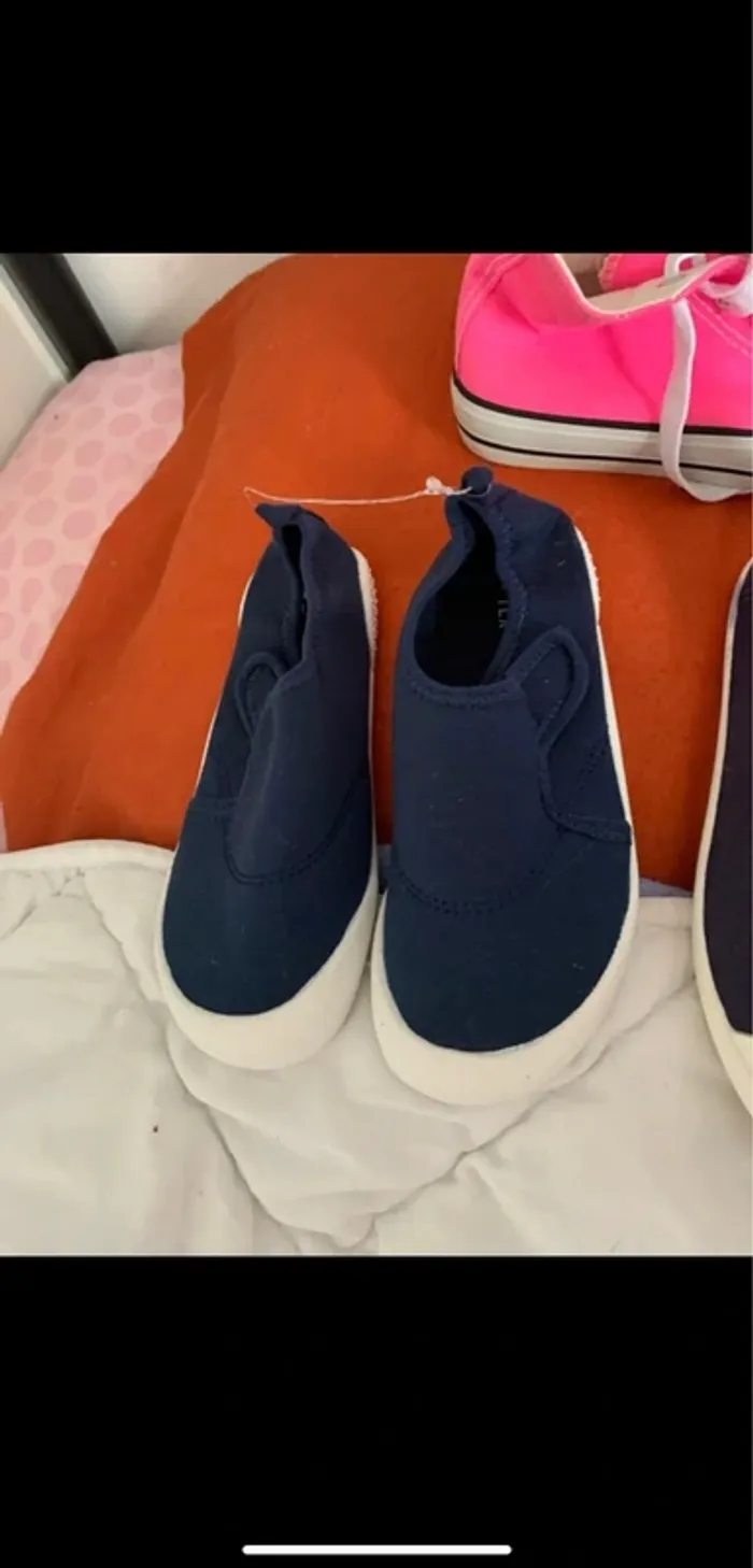 Lot 3 paires chaussures en tissu - photo numéro 3
