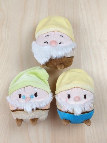 Lot 3 Peluches doudous sept nains tsum tsum Ufufy 13 cm Prof, Atchoum, Joyeux Disney