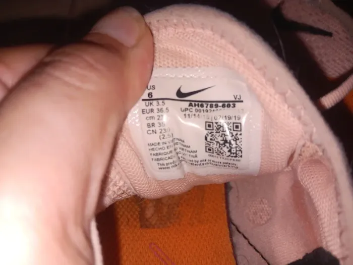 Baskets Nike Air Max 270 – Taille 36,5 - photo numéro 9