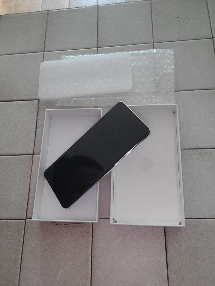 SAMSUNG S20 ULTRA 5G