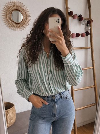 Chemise rayée en matière Lin, verte et blanche Stradivarius 