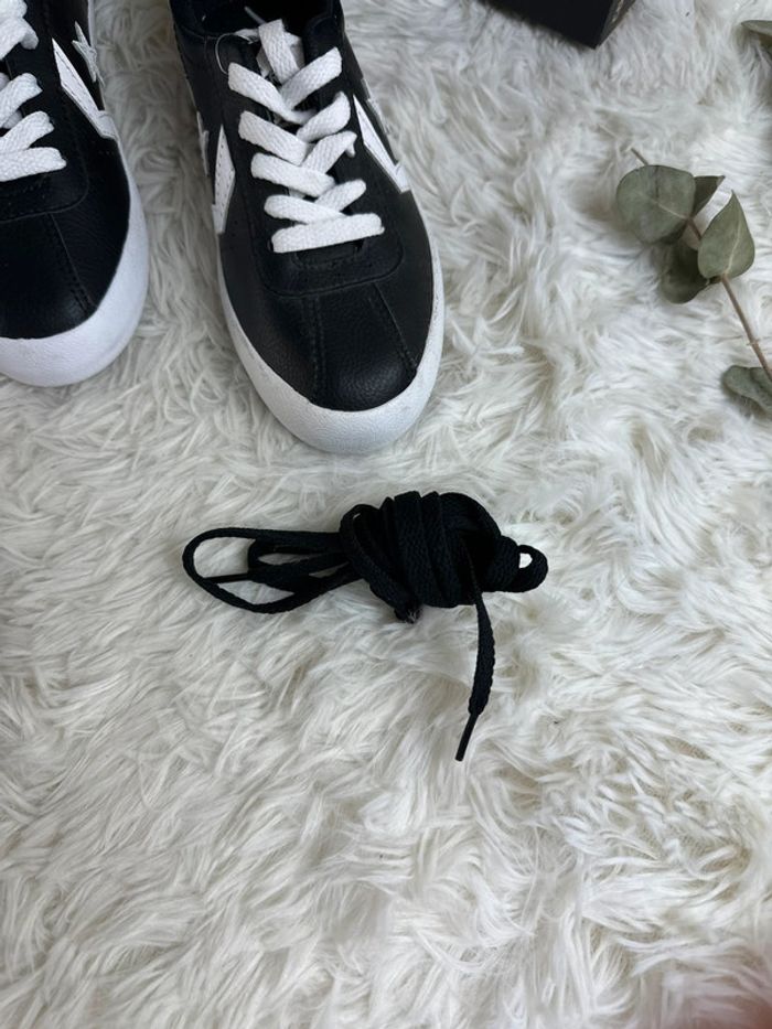 Paire de basket Converse coloris noir taille 31 - photo numéro 4