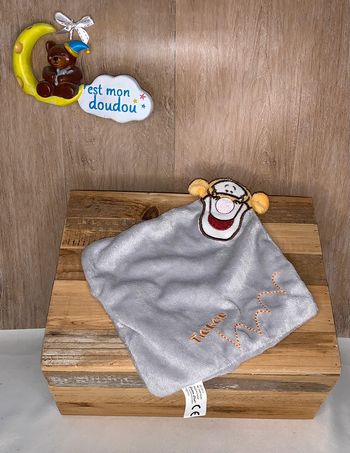DY293 Doudou tigrou 🐯 disney
