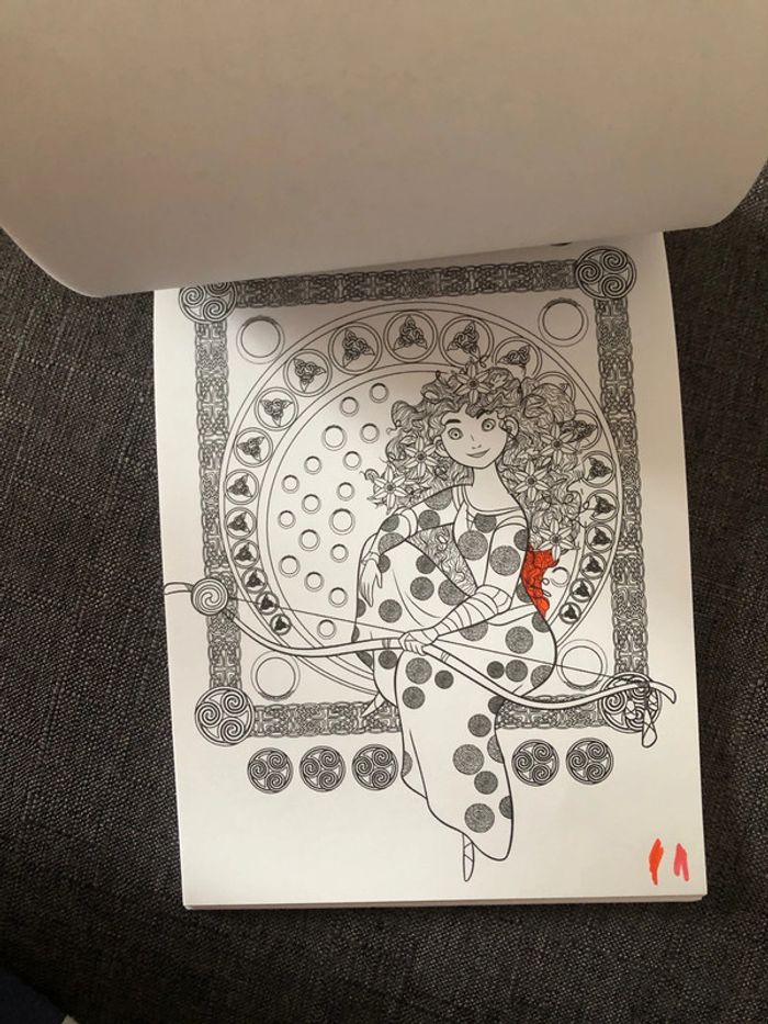 Livre de coloriage disney petit bloc grands classiques - photo numéro 4