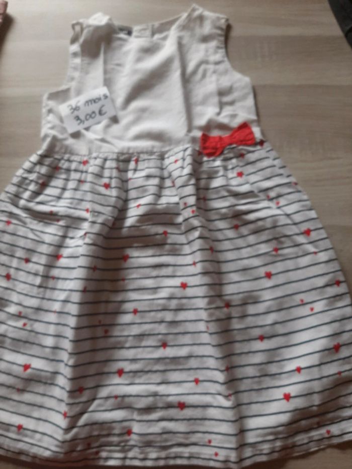 Robe 36 mois