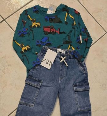 (Neufs non portés)🏷🤩🥰💙 teeshirt ml et jeans cargo 4ans Garçon 💙