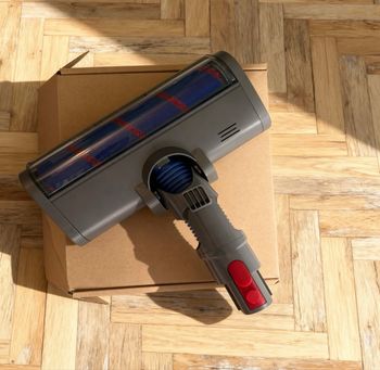 Brosse balai  Dyson avec led compatible V7 V8 V10 V11