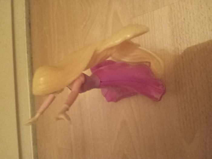 Figurine Raisponce 13 cm - photo numéro 3