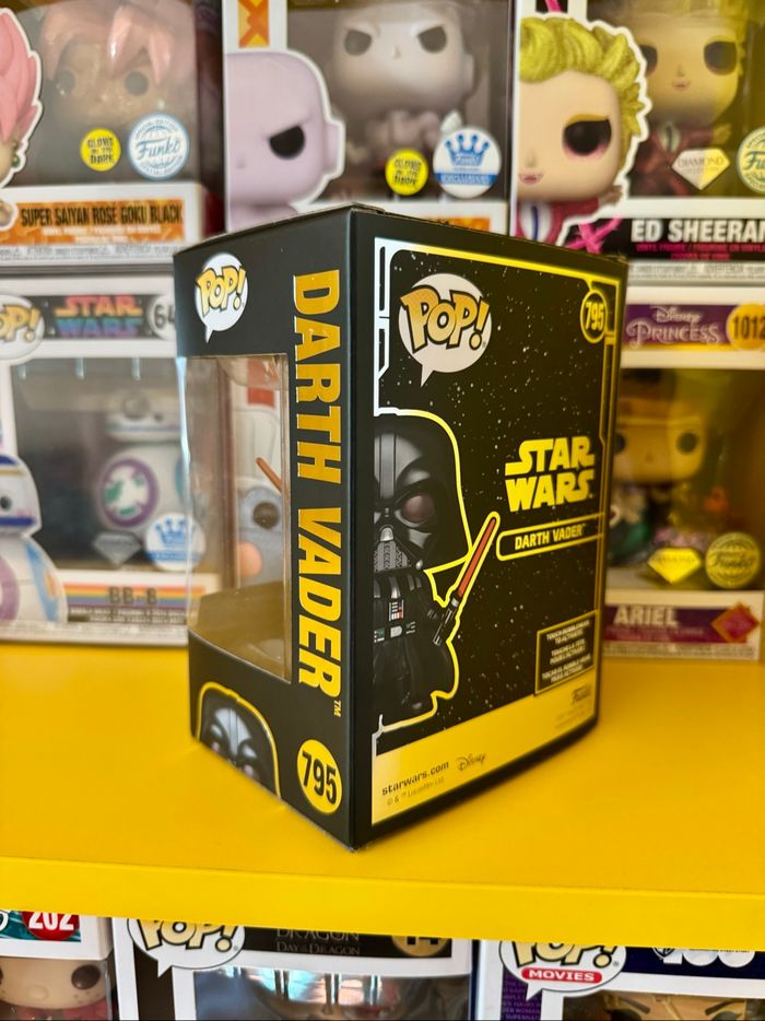 Funko Pop! 795 - Star Wars - Darth Vader - Lights And Sounds - photo numéro 3