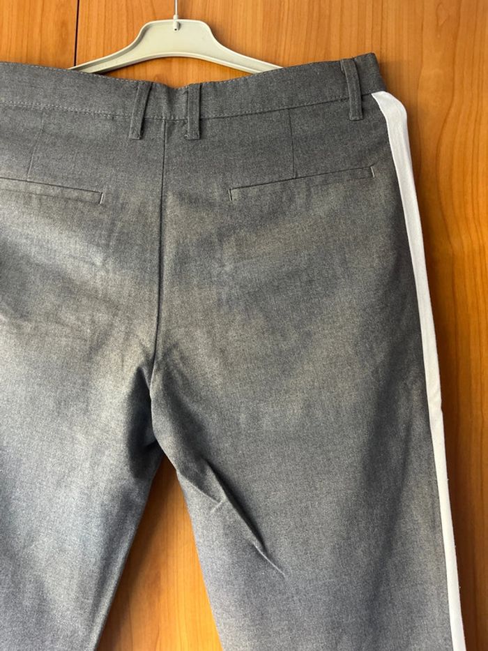 Pantalon à pince gris et blanc Bershka 38 - photo numéro 5