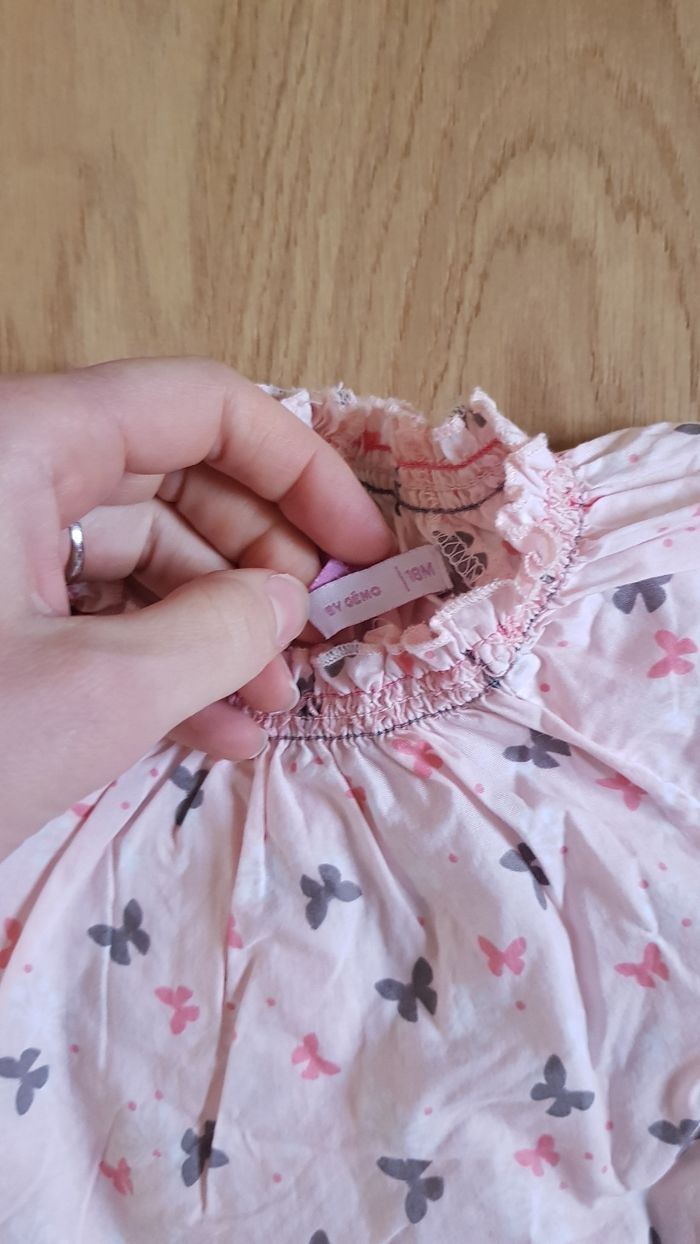 Blouse gemo 18 mois rose motifs papillons - photo numéro 2