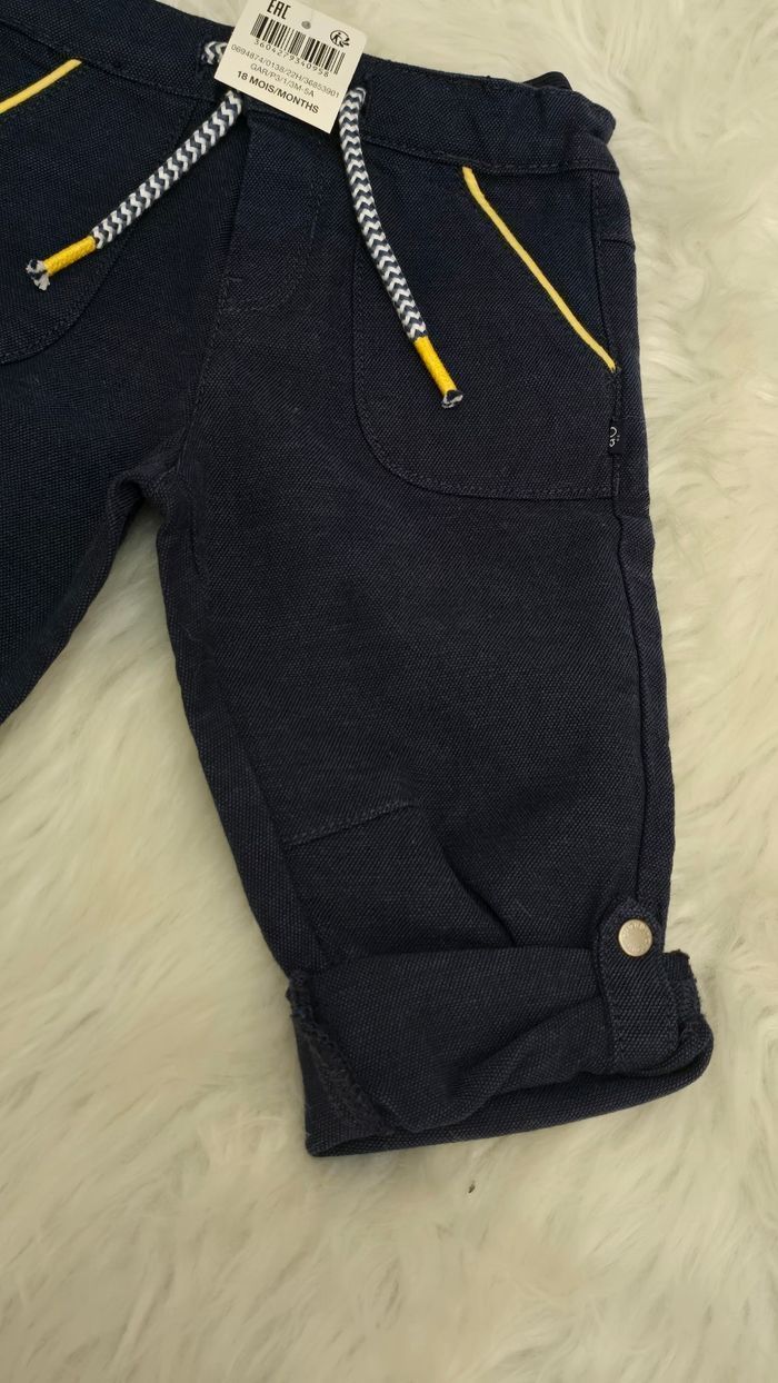NEUF (non porté) 🏷💙😍😀👌sublime pantalon transformable en bermuda 18 mois garçon 💙😍🤩🏷 - photo numéro 3