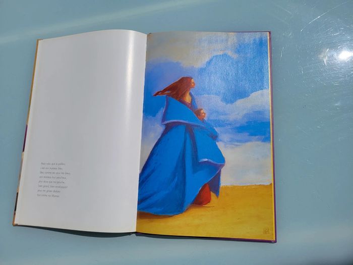 Beau livre grand format : Les douze Manteaux de maman, Éditions Le Baron Perché (34) - photo numéro 6