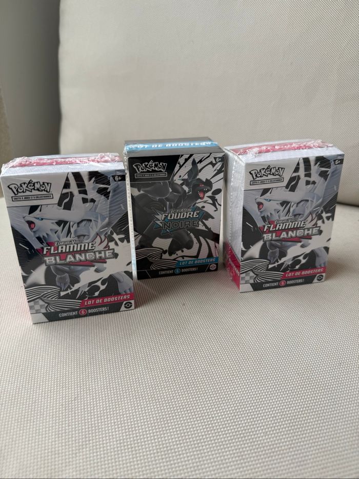 Bundle Pokemon foudre noire et flamme blanches