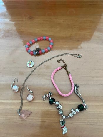 Lot de bijoux