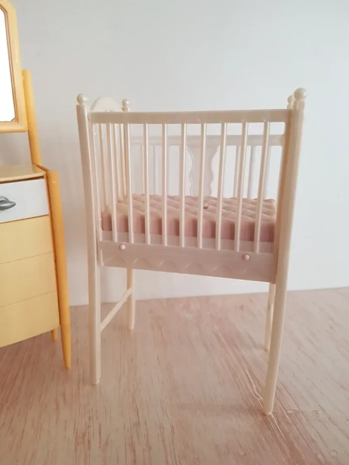 Nurserie Barbie et accessoires - photo numéro 17